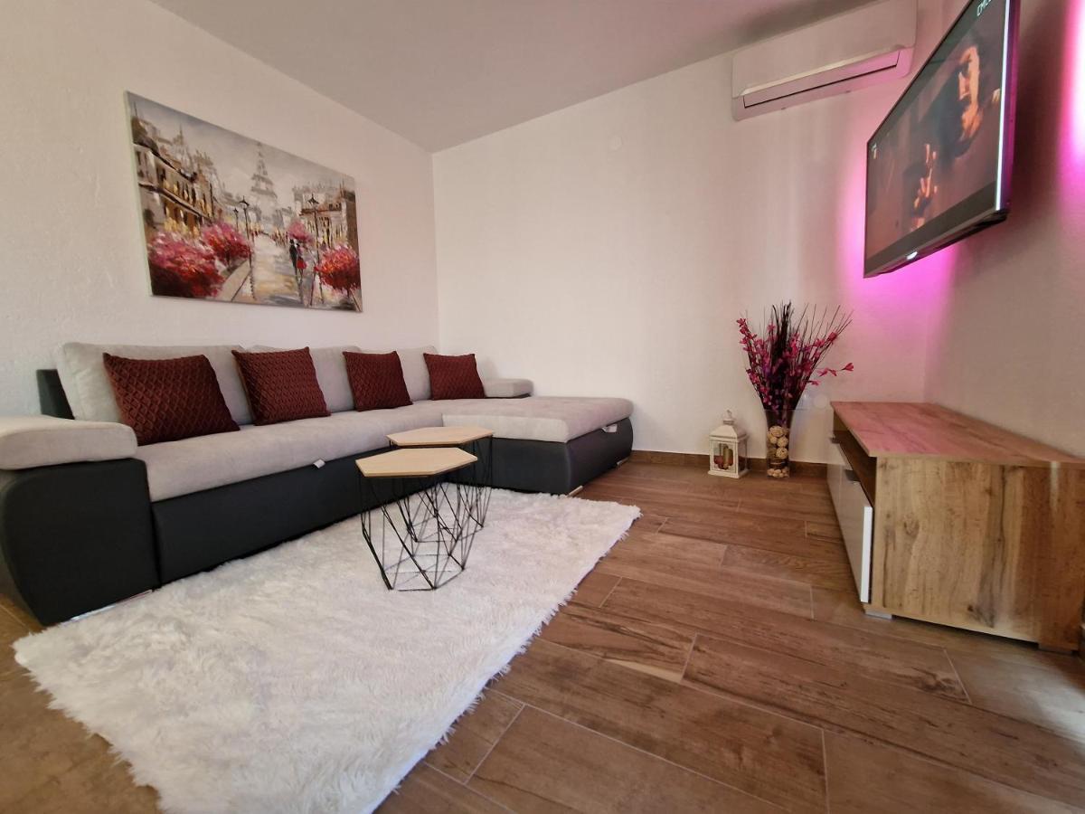 Residence Biocic Donji Okrug  Kültér fotó
