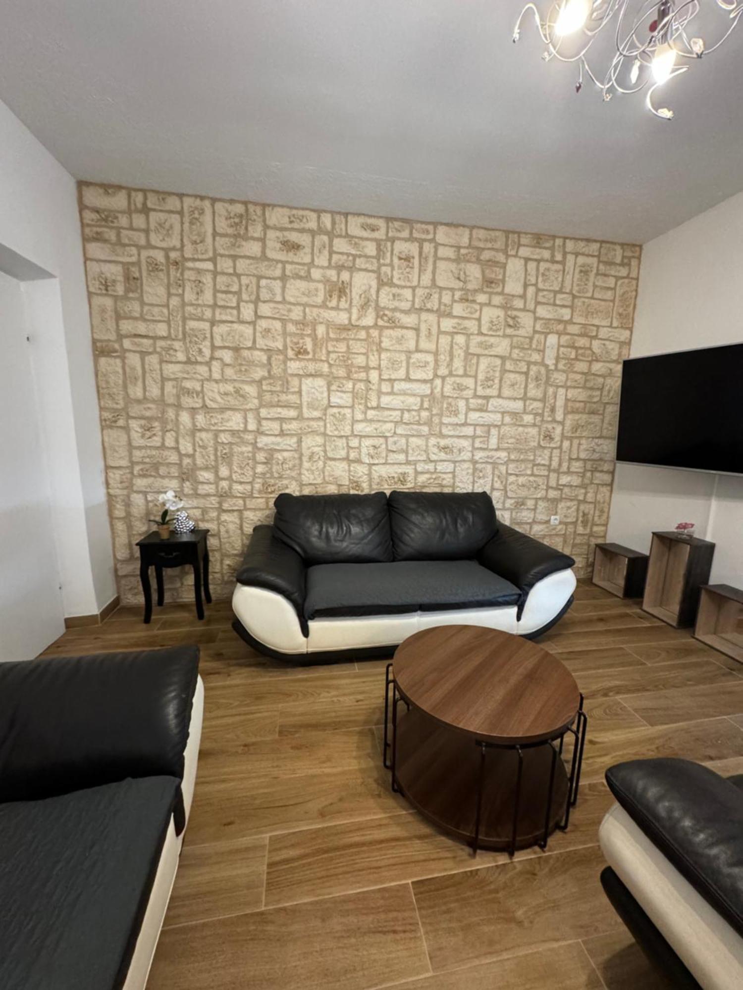 Residence Biocic Donji Okrug  Szoba fotó