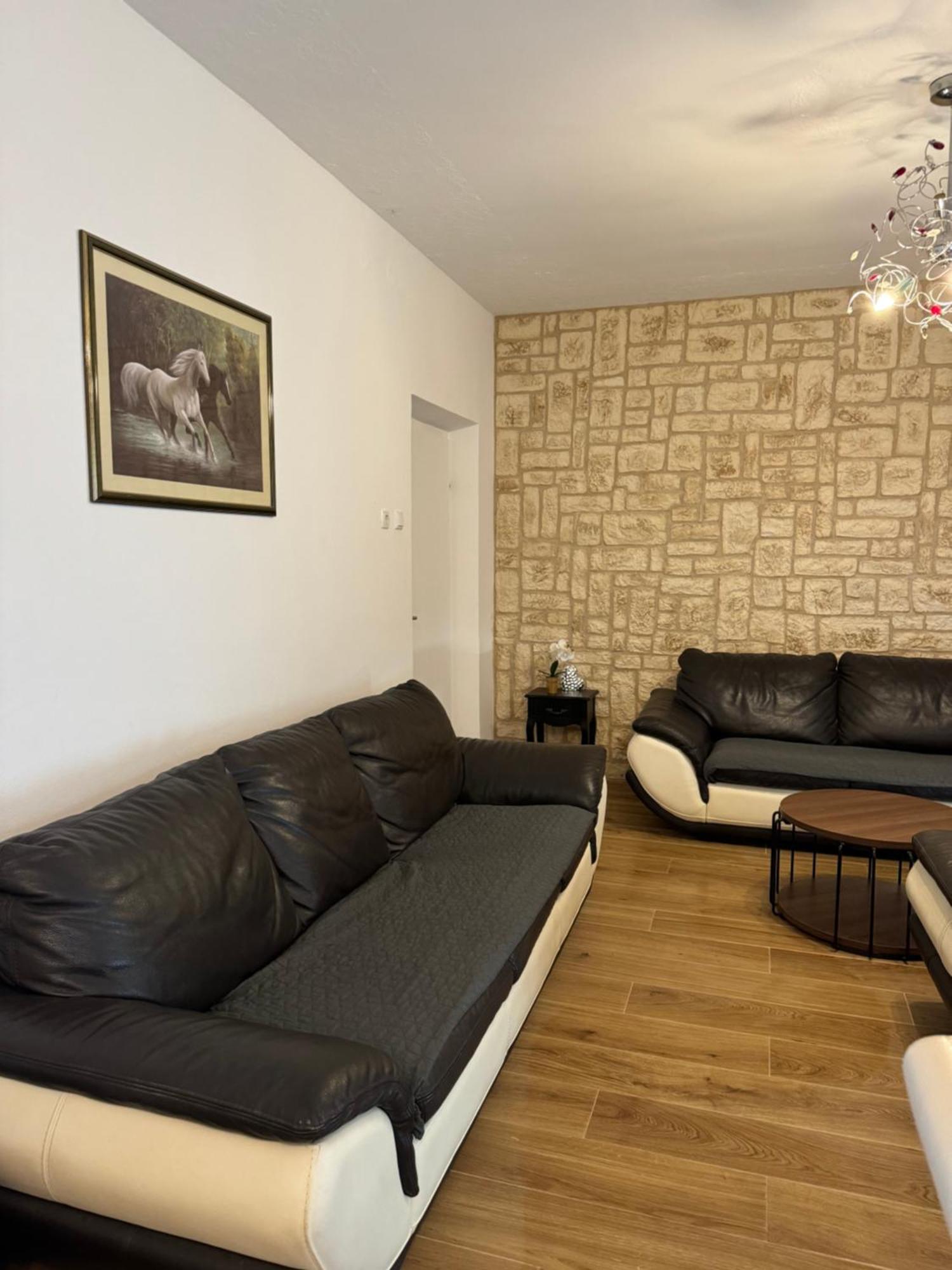 Residence Biocic Donji Okrug  Szoba fotó