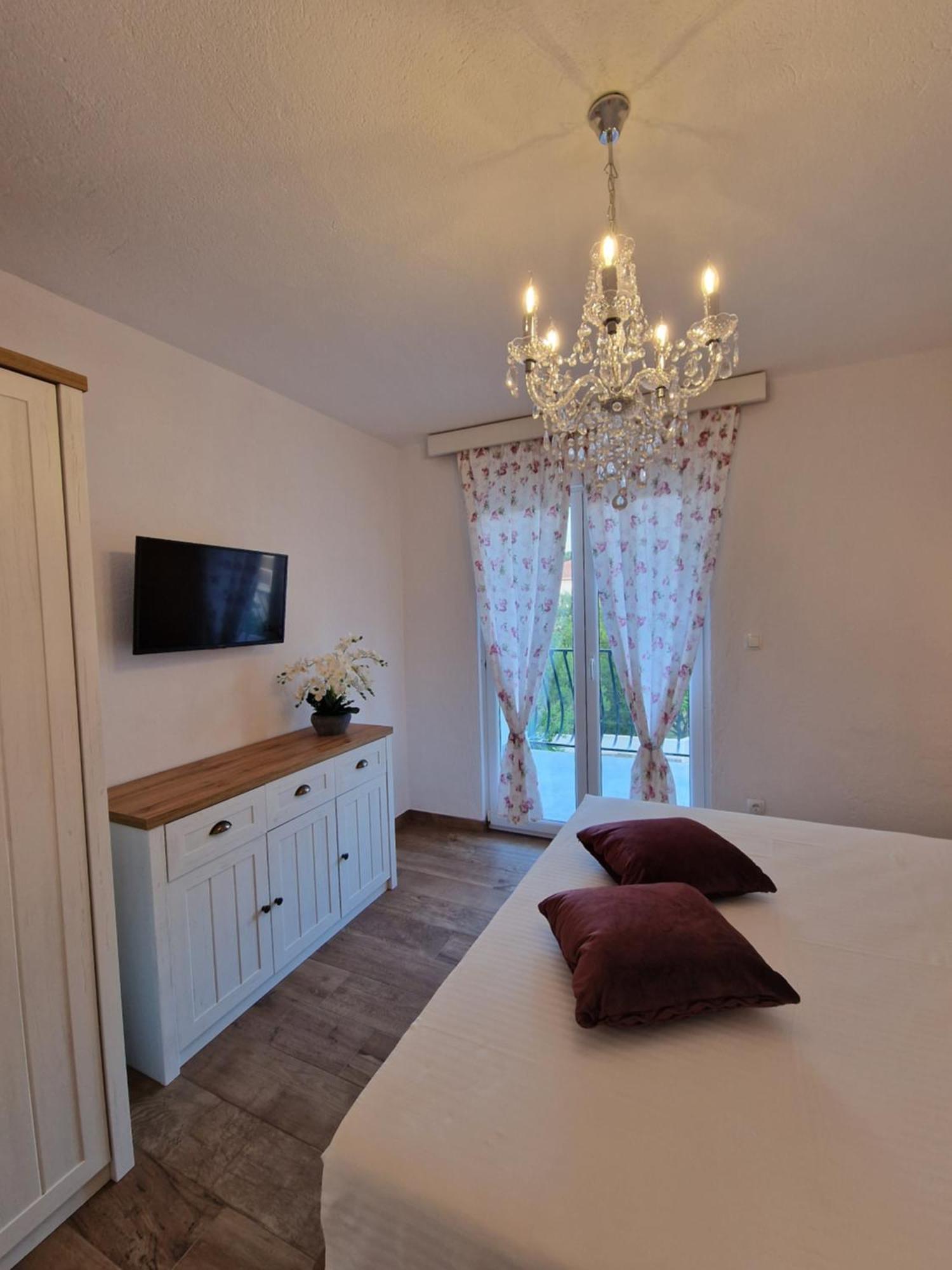 Residence Biocic Donji Okrug  Szoba fotó